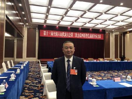 全国人大代表、MK在线注册（中国）凌峰军品分厂加工中心班长